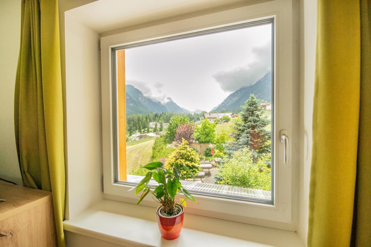 Cafe Max 2 Apartment Тринц Екстериор снимка