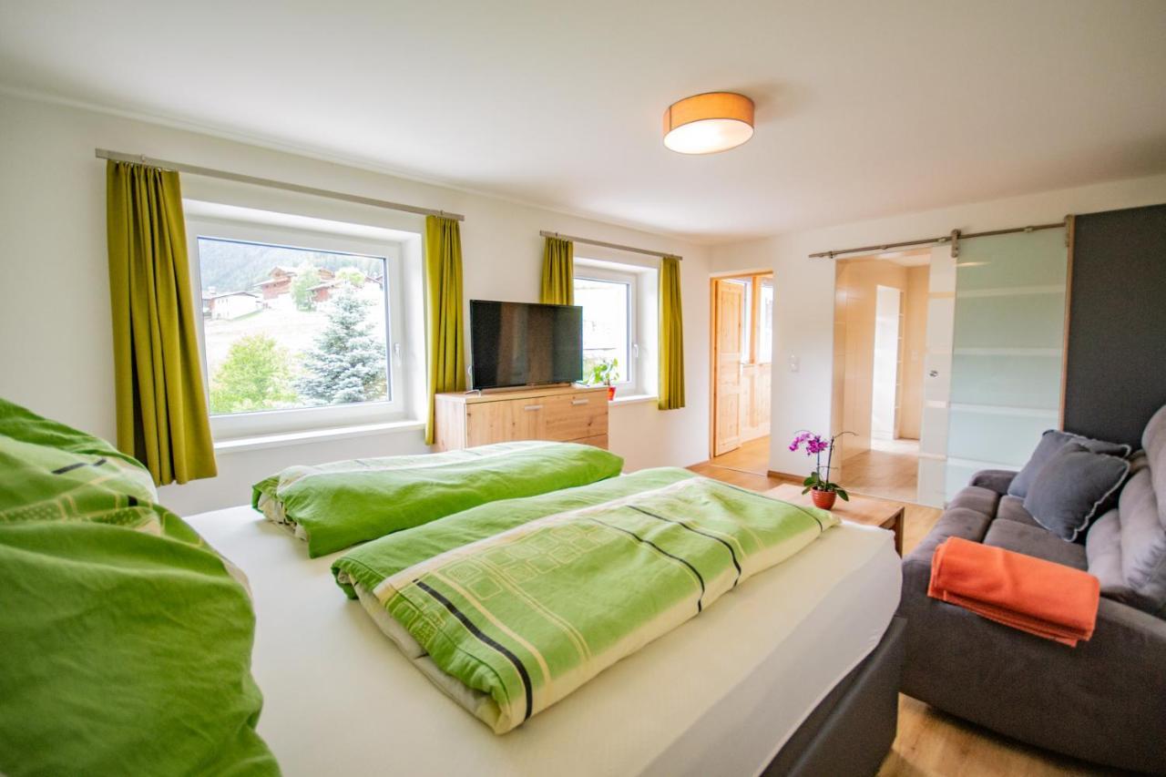Cafe Max 2 Apartment Тринц Екстериор снимка
