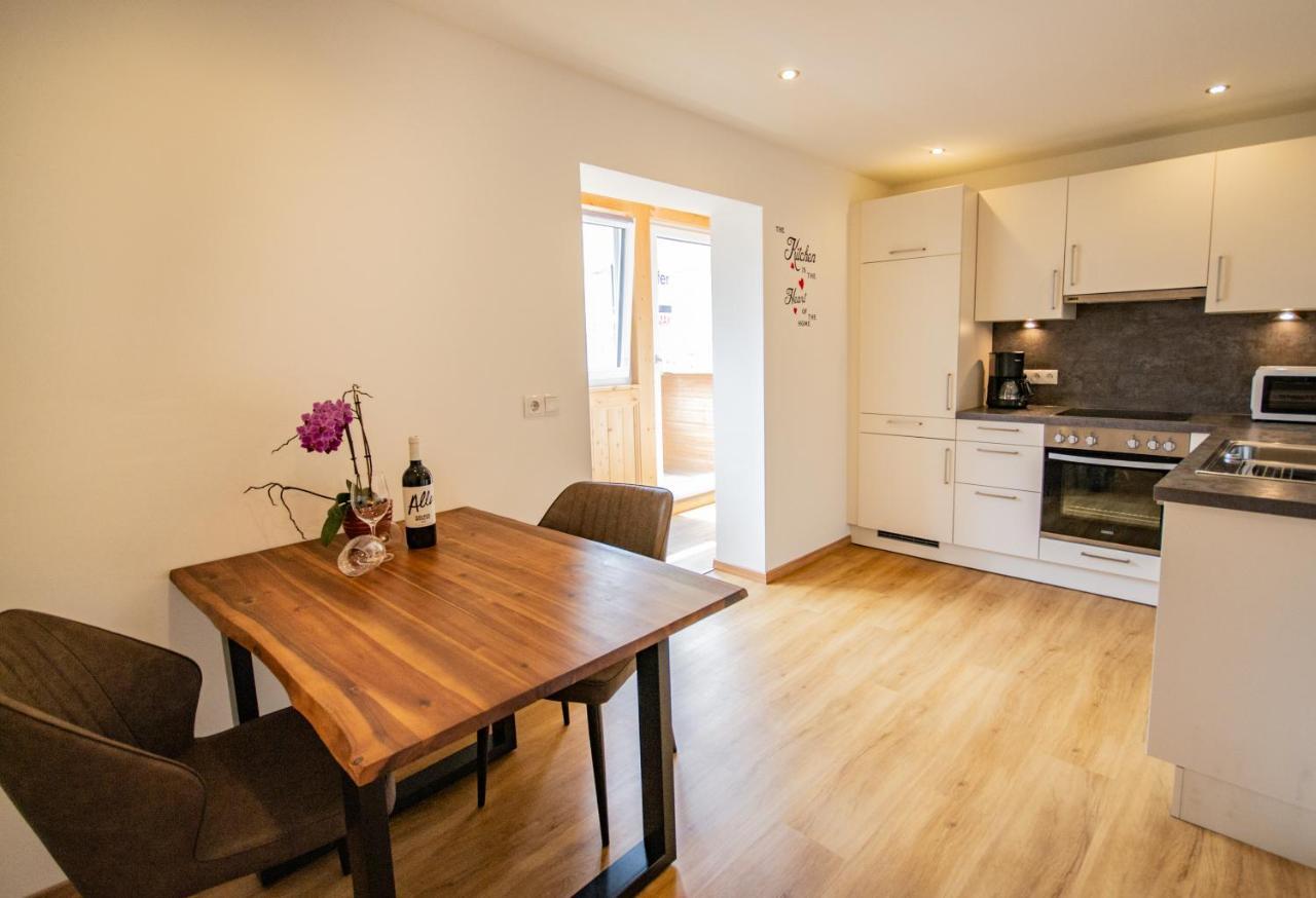 Cafe Max 2 Apartment Тринц Екстериор снимка